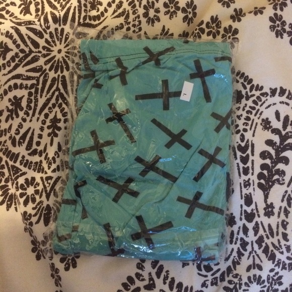 Cross Leggings