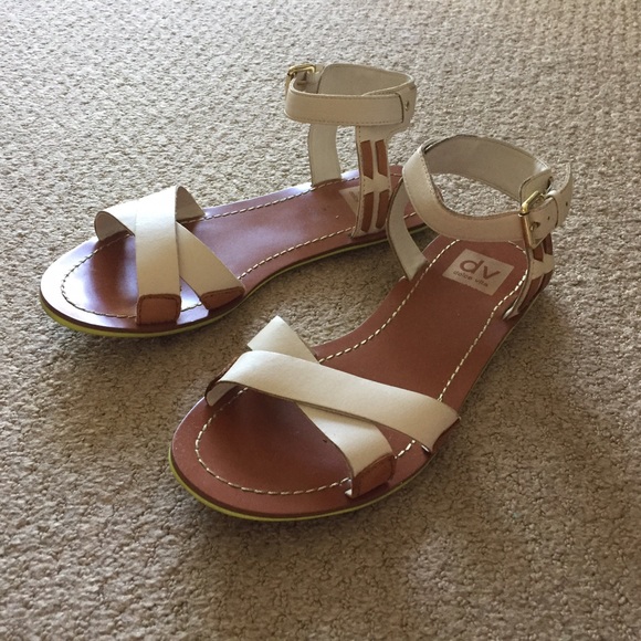 Dolce Vita sandals - Picture 2 of 3