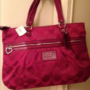 Pink coach handbag brand new!!