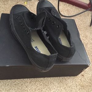 All black low top converse size mens  6 womens 8