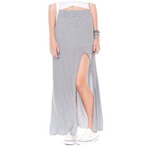 Brandy Melville Maxi Skirt (Navy and Black Stripe)