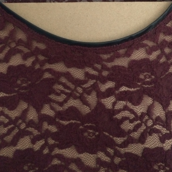 Too - Picture 2 of 2