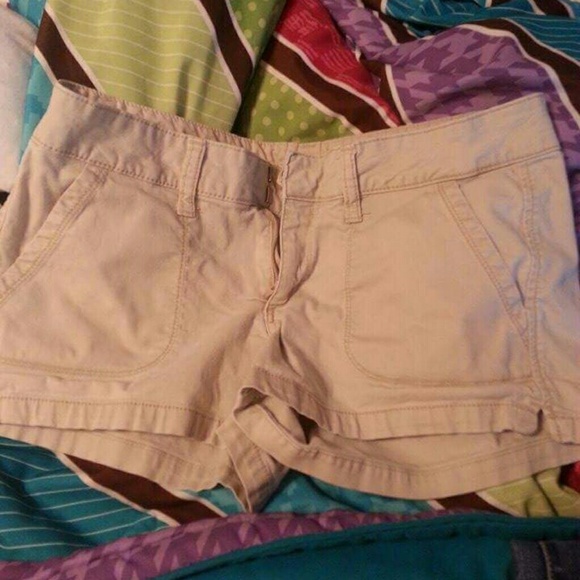 Size 9 shorts