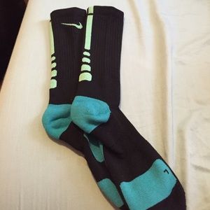 Nike dri fit socks
