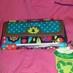 Lily bloom wallet