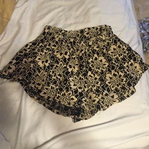 Brandy Melville shorts