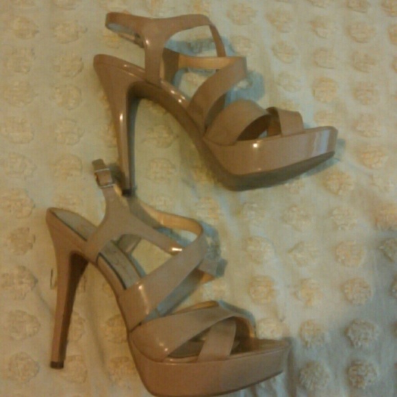 Beige heels
