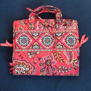 Vera Bradley Hanging Travel Organizer!