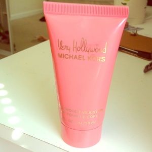 Michael Kors Very Hollywood Lotion