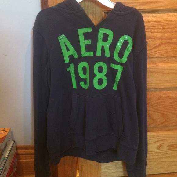 Navy Aeropostale sweatshirt