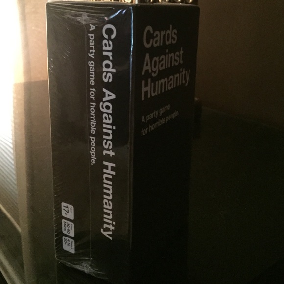 Cards Against Humanity game - Picture 2 of 2