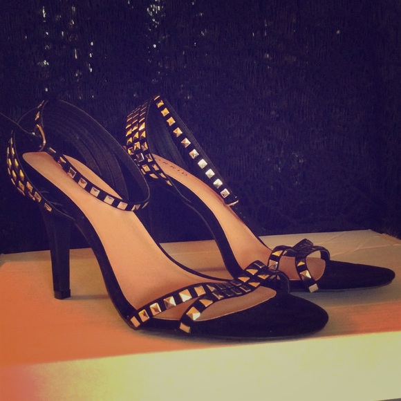 Torrid Single Sole Heels ‼️ WIDE WIDTH ‼️
