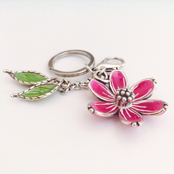 Brighton flower key fob