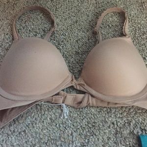 body by Victoria Victoria's Secret push up bra