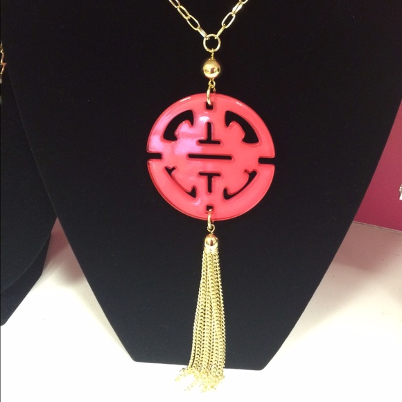 Zenzii NEW Tassel Necklace with black pendant.