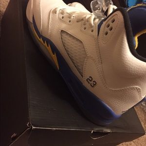 Air Jordan "Laney 5" size 6.5 GS