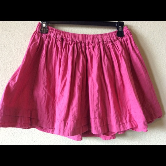 Pink color skirt - Picture 1 of 1