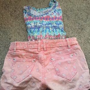 dElia*s top and shorts READ DESCRIPTION FOR SIZES