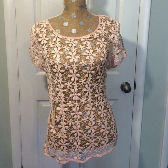 Lace light pink/peach top, size large.
