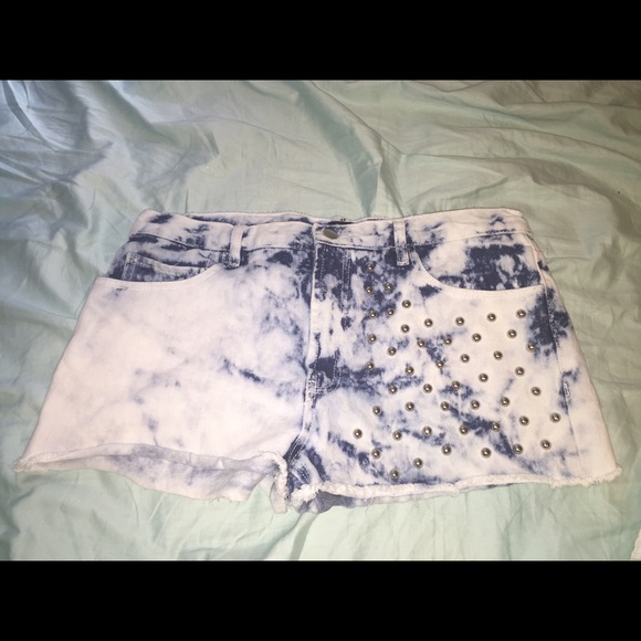Tye dye studded shorts by Forever 21 size 31/8