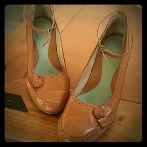 Aerosols Tan Ankle Strap Pumps