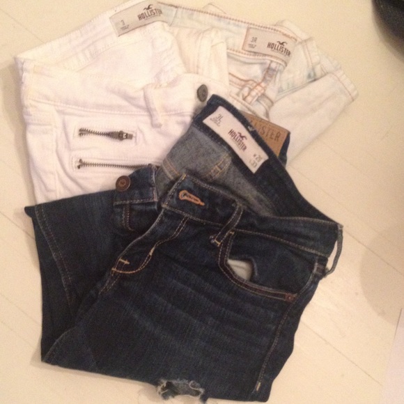 Hollister skinny jeans.