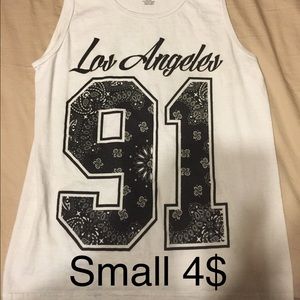 Scoop neck summer tank top