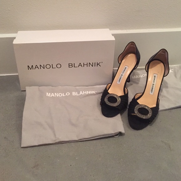 Manolo Blahnik peep toe d'Orsay pump