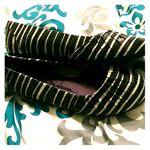 Jessica Simpson Flats