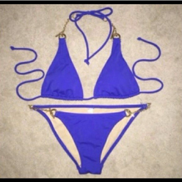 VS blue bikini