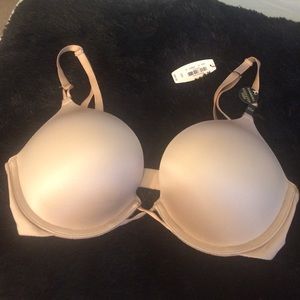 VS 32D Nude Bombshell Bra, From the Latest Launch!