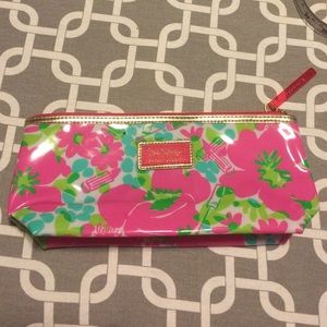 Lilly Pulitzer make up bag