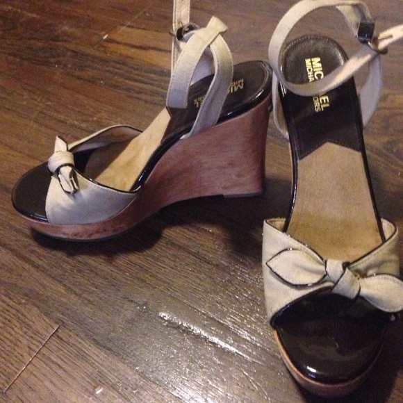 Michael Kors Wedge Shoe Size 7.5