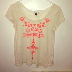 Short Sleeve, cream with coral colored print