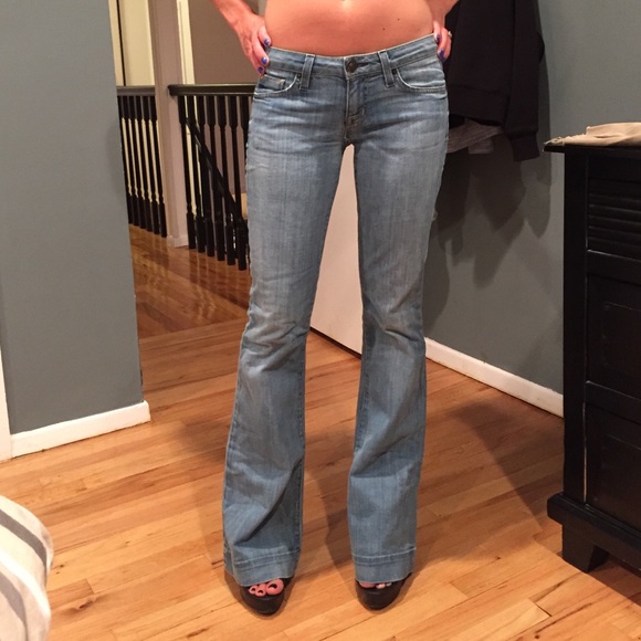 Hudson fit and Flare jeans.
