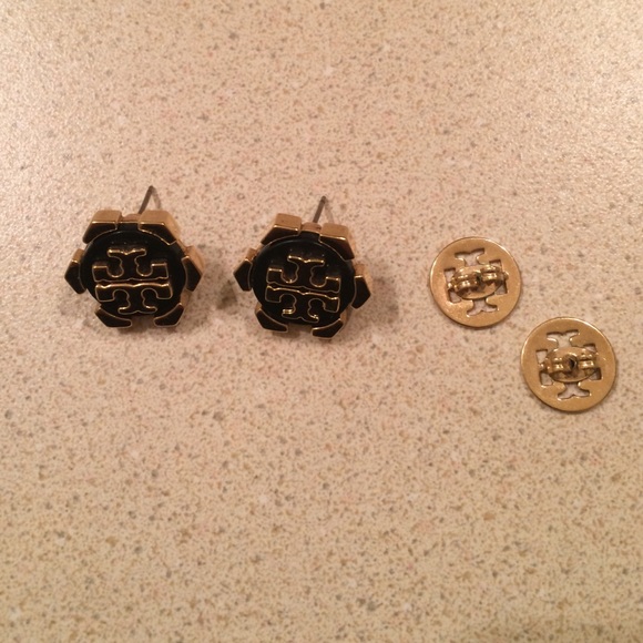 SOLD Tory Burch Logo BlackGold Statement Earrings! - Picture 2 of 4