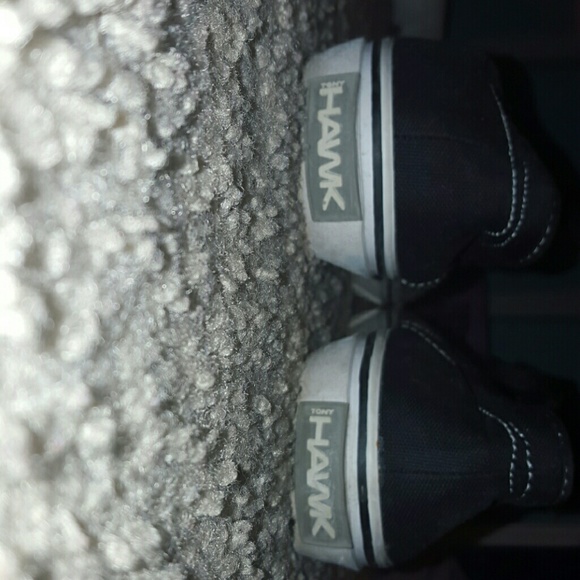 Tony Hawk shoes - Picture 3 of 3