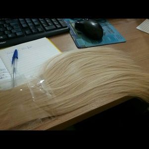 Hair extensions 24"