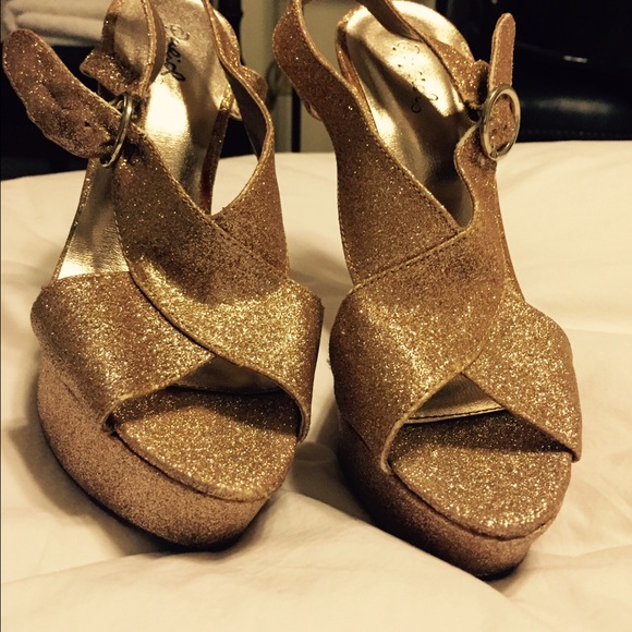 Gold glitter platforms - Picture 2 of 2