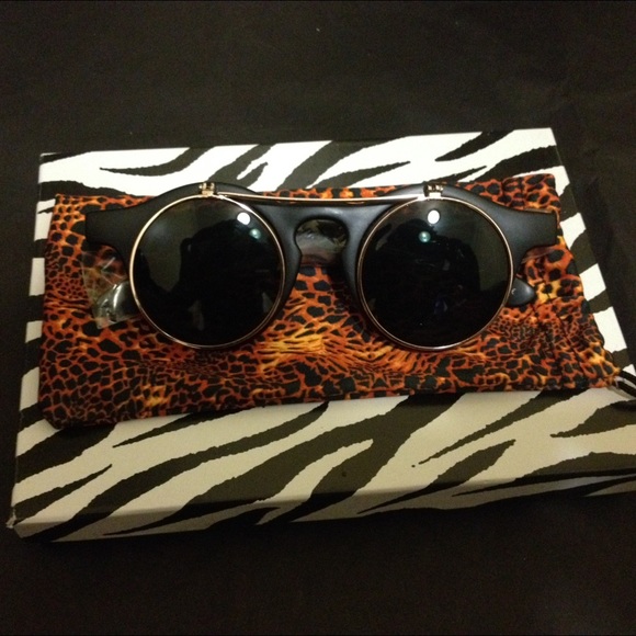 90s😎 Retro Open-Flip Sunglasses✨ - Picture 5 of 5