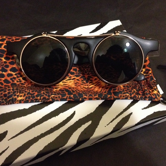 90s😎 Retro Open-Flip Sunglasses✨ - Picture 3 of 5
