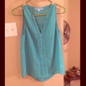 Francesca's boutique top NWOT