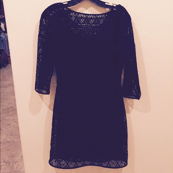Black express 3/4 sleeve dress