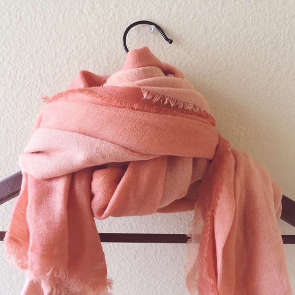 ::SOLD:: Coral scarf - Picture 3 of 3