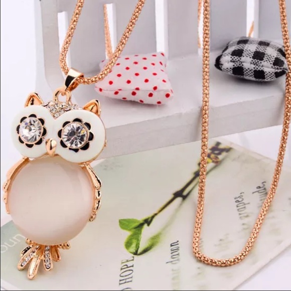 Swarovski crystal elements opal owl necklace