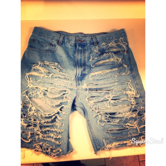 Sold🚫Distressed denim