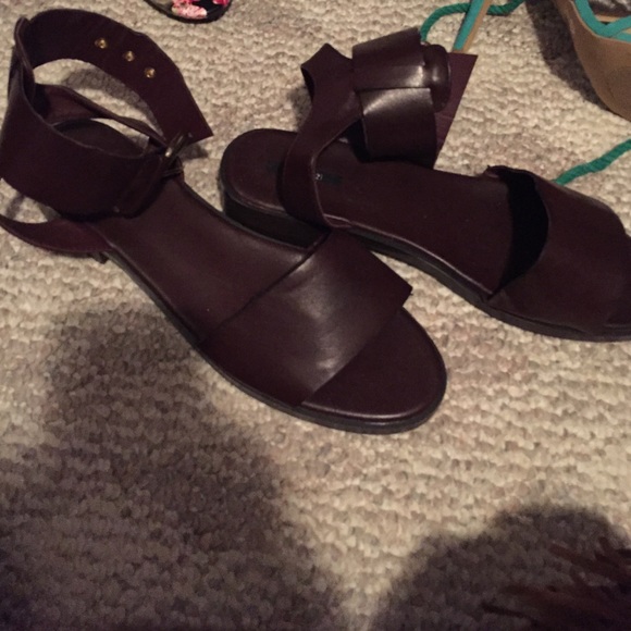 Wine colored sandal