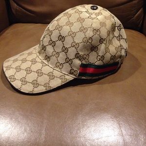 Authentic! Gucci Men/women baseball cap!