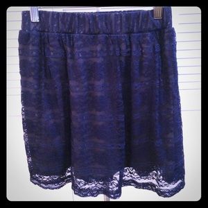 Navy floral lace skirt in XS