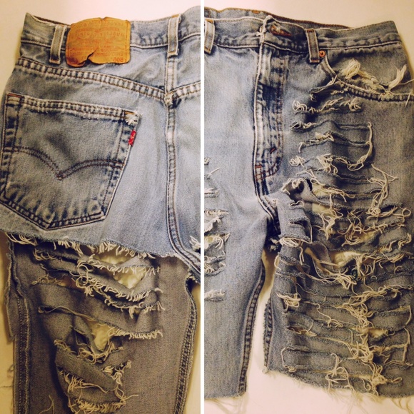 ❌SOLD❌Distressed denim